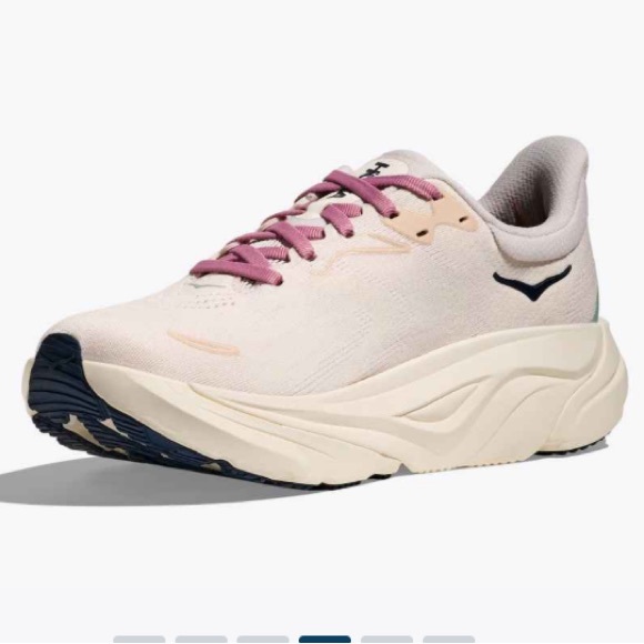 Hoka W Arahi 8 Women's Cream and Pink Athletic Shoes - Picture 9 of 11